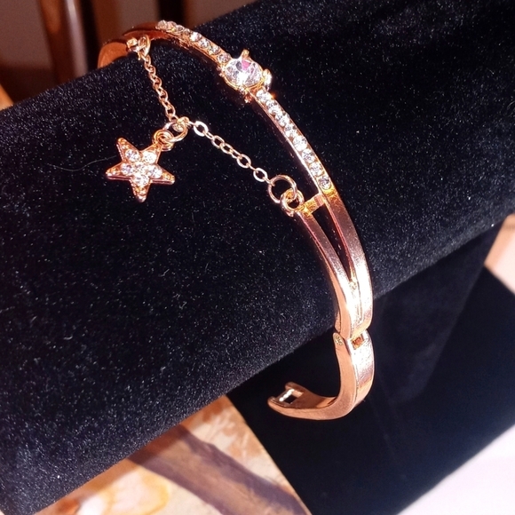 BRACELETS   gold-plated tone - Picture 1 of 4